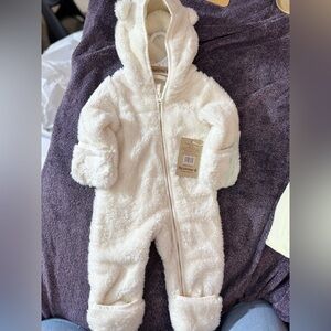 NWT BearPaw Sherpa Infant Hooded Bodysuit Footie with Hand & Foot Covers, 3-6 Mo